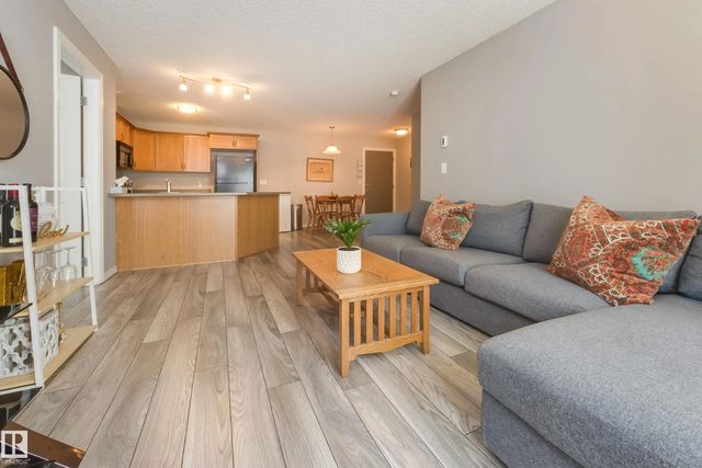 213 4403 23 Street Nw, Edmonton