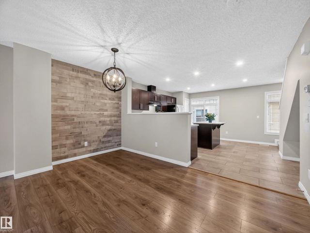 31 1804 70 Street Sw, Edmonton