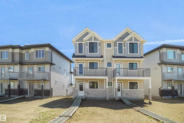 21305 131a Avenue Nw, Edmonton