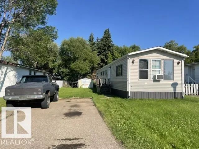 58 The Parkway Nw, Edmonton