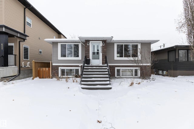 8335 76 Avenue Nw, Edmonton