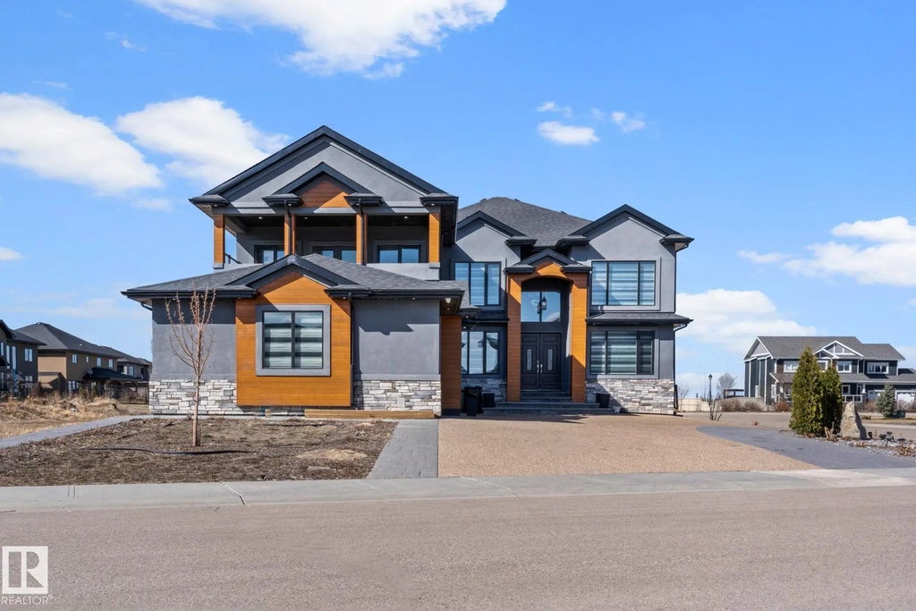 916 166 Avenue, Edmonton