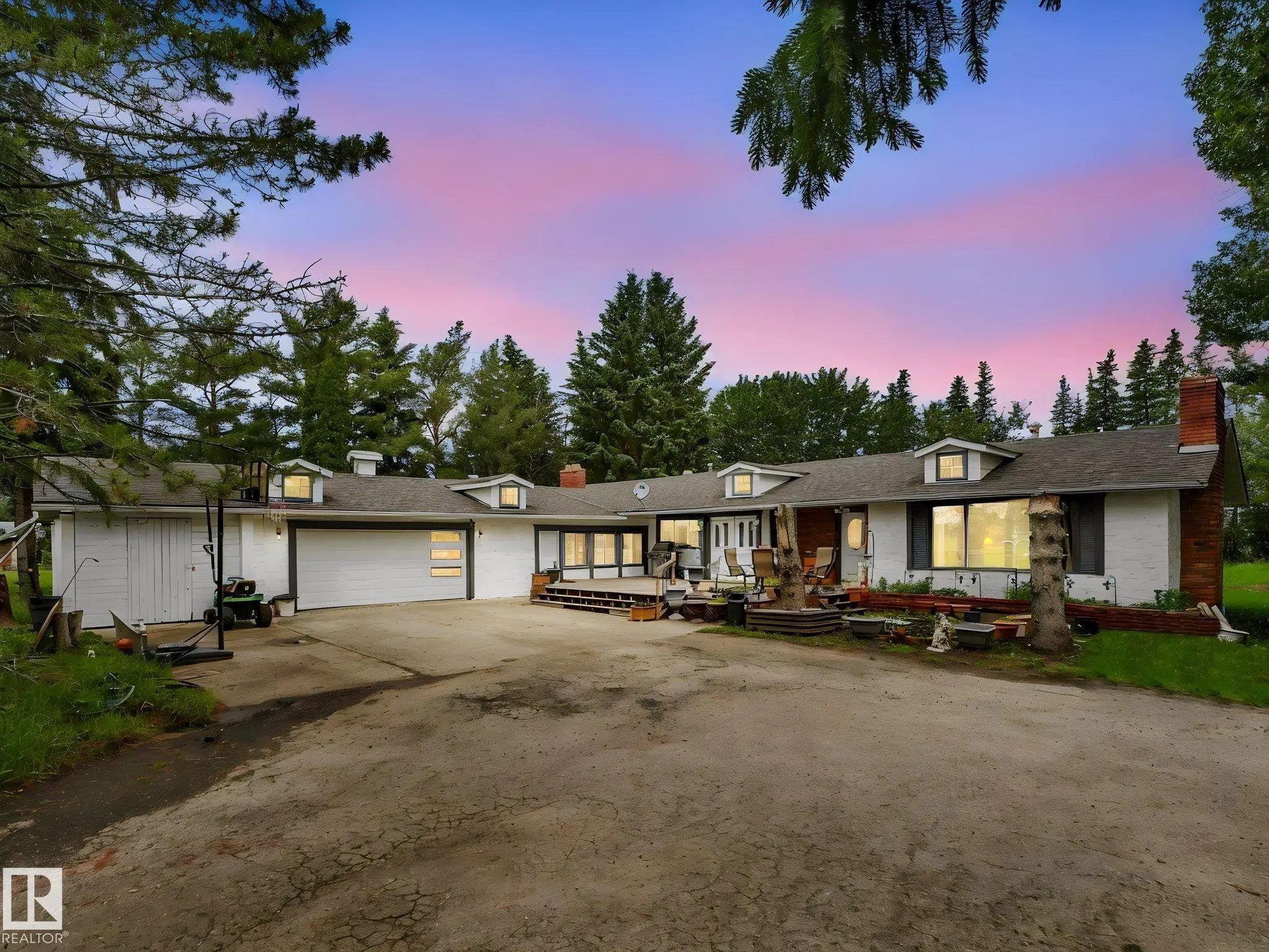 10912 5 Avenue, Edmonton