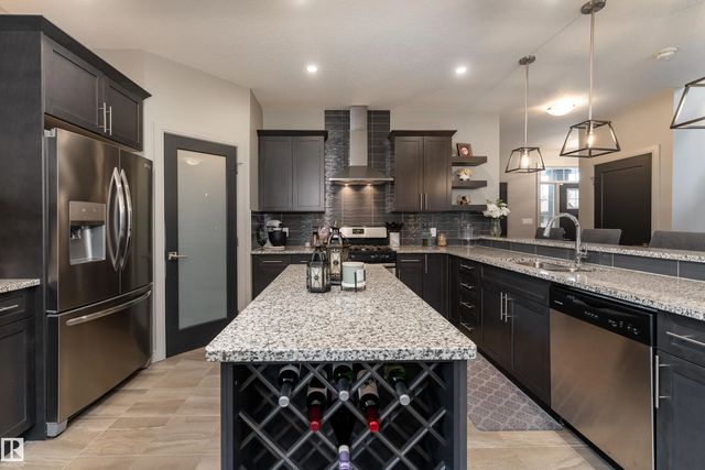 7038 172a Avenue Nw, Edmonton