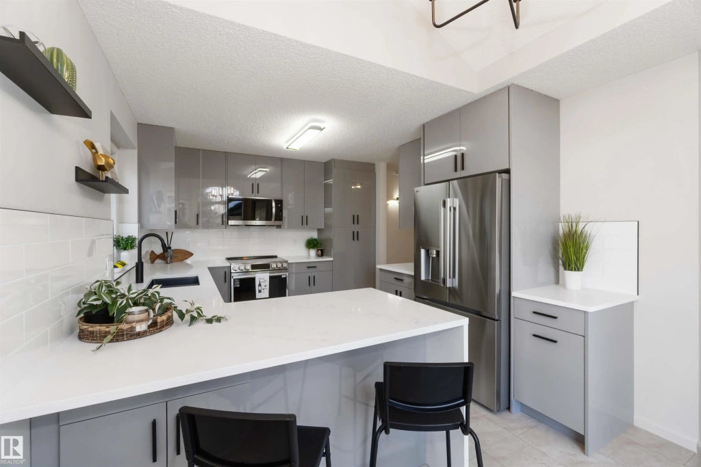 1034 Carter Crest Road Nw, Edmonton