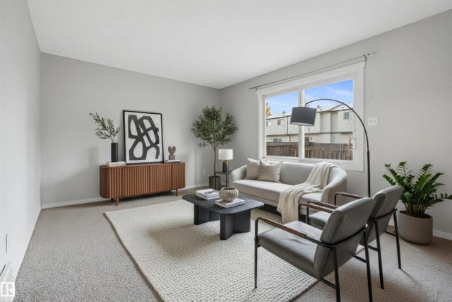 743 Clareview Road Nw, Edmonton