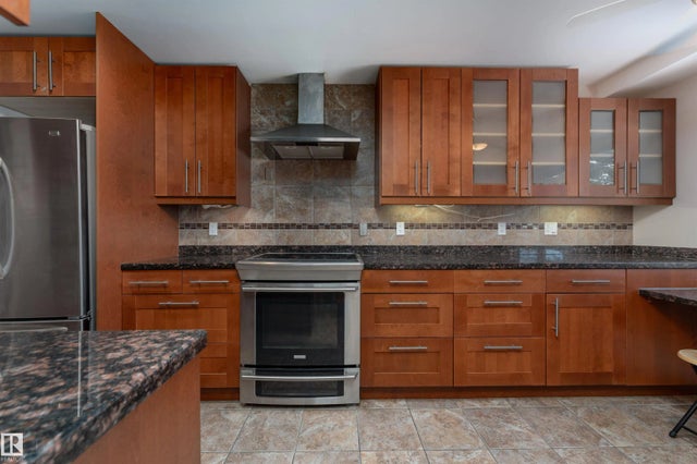 5359 Hill View Crescent Nw, Edmonton