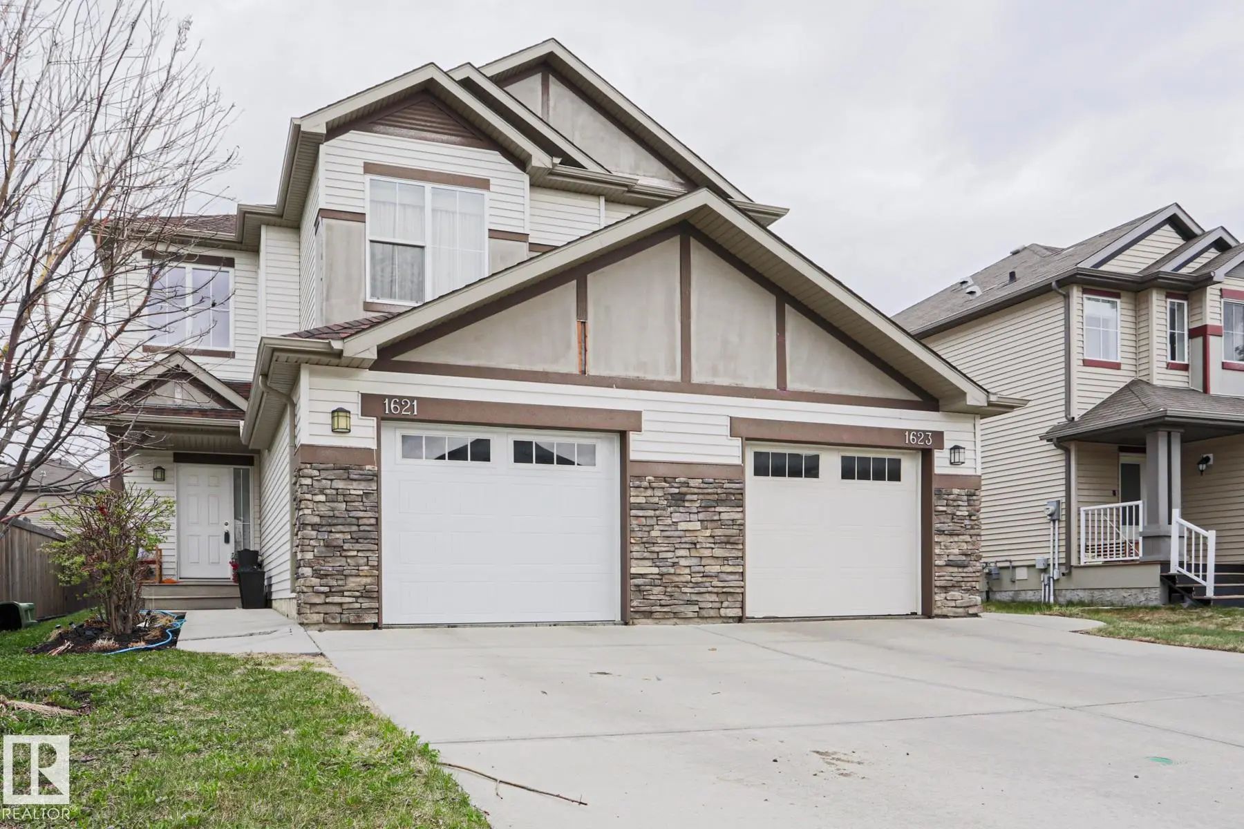 Edmonton Real Estate: Single Family Property for Sale in Walker