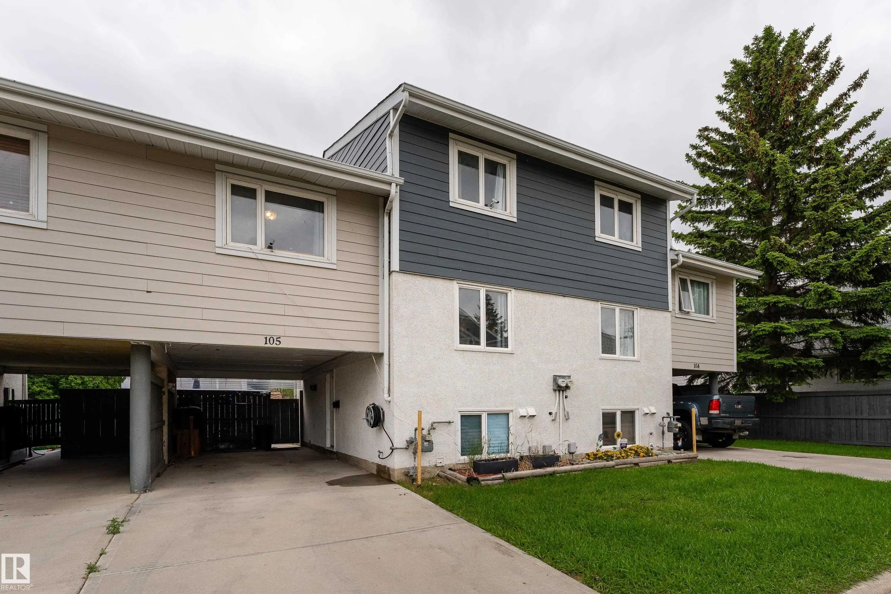 Edmonton Home for Sale: Condo / Townhouse Listing in Callingwood North