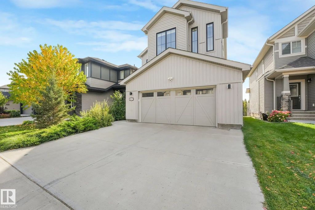417 Edgemont Road, Edmonton