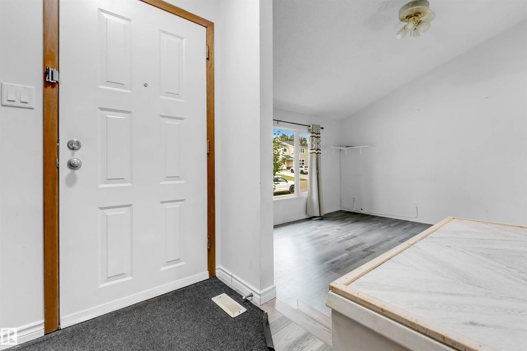 1160 35a Street, Edmonton
