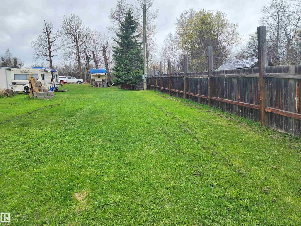 612 1 Av E, Rural Wetaskiwin County
