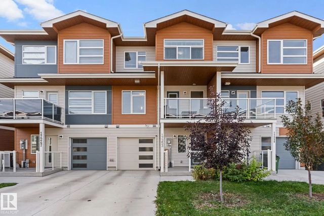 17253 9a Avenue Sw, Edmonton