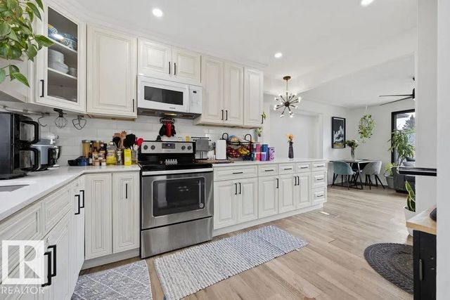 10932 151 Street Nw, Edmonton