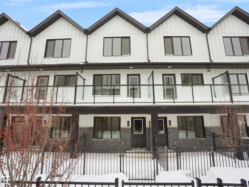 11 29 Airport Road, Edmonton