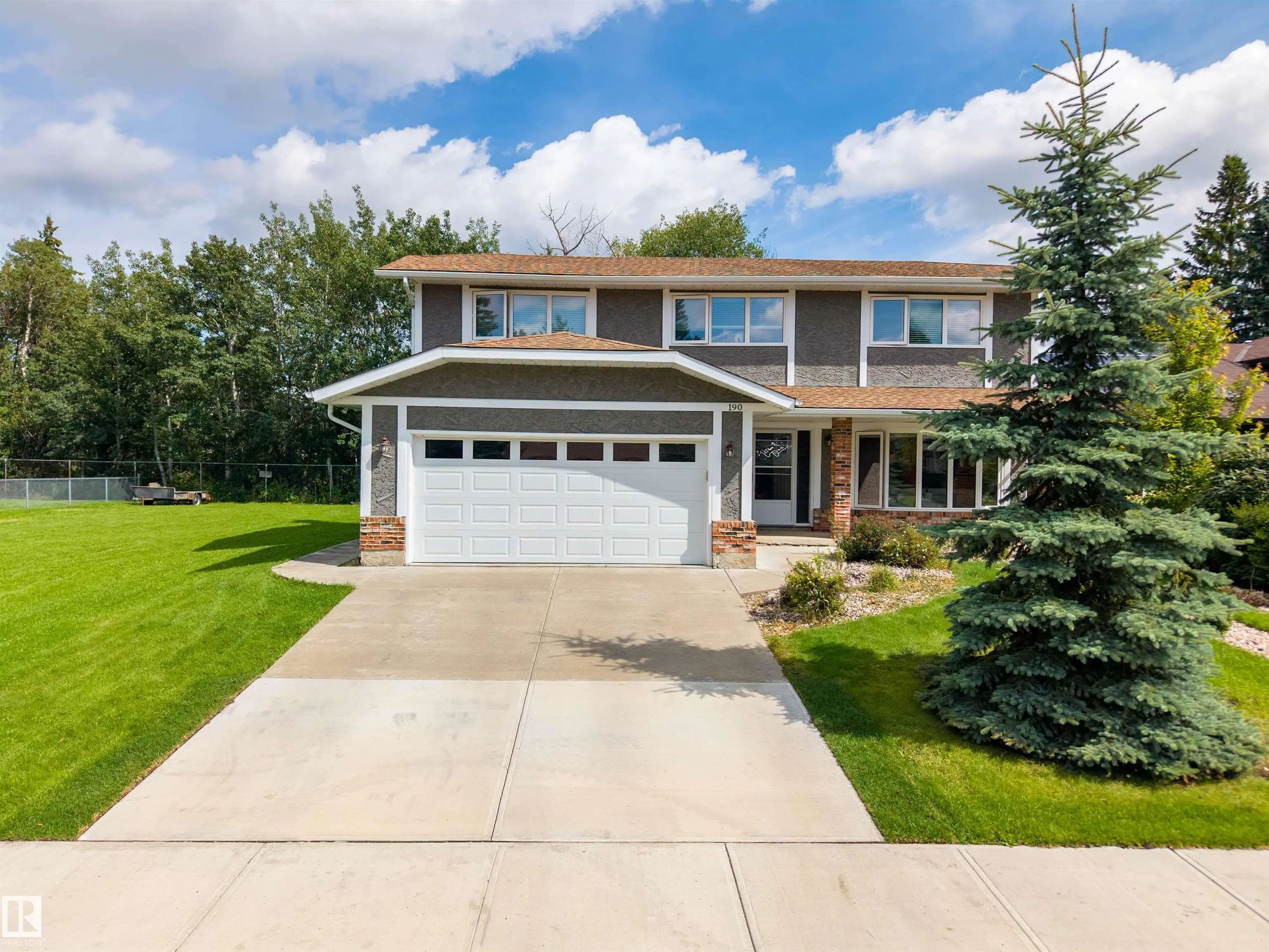 Single Family Property for Sale at 190 Gariepy Crescent Northwest, Edmonton: MLS®# E4504421