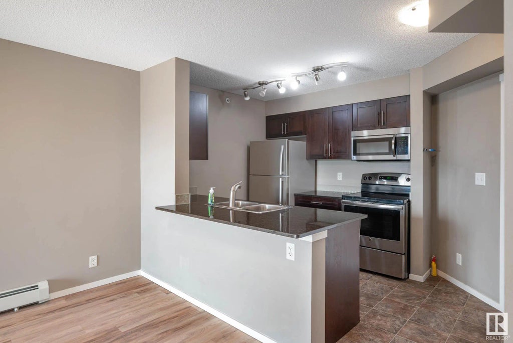 416 5370 Chappelle Road, Edmonton