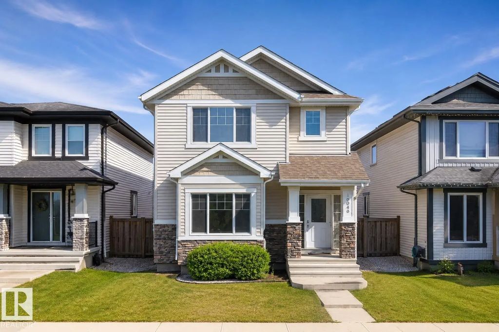16040 11 Avenue, Edmonton