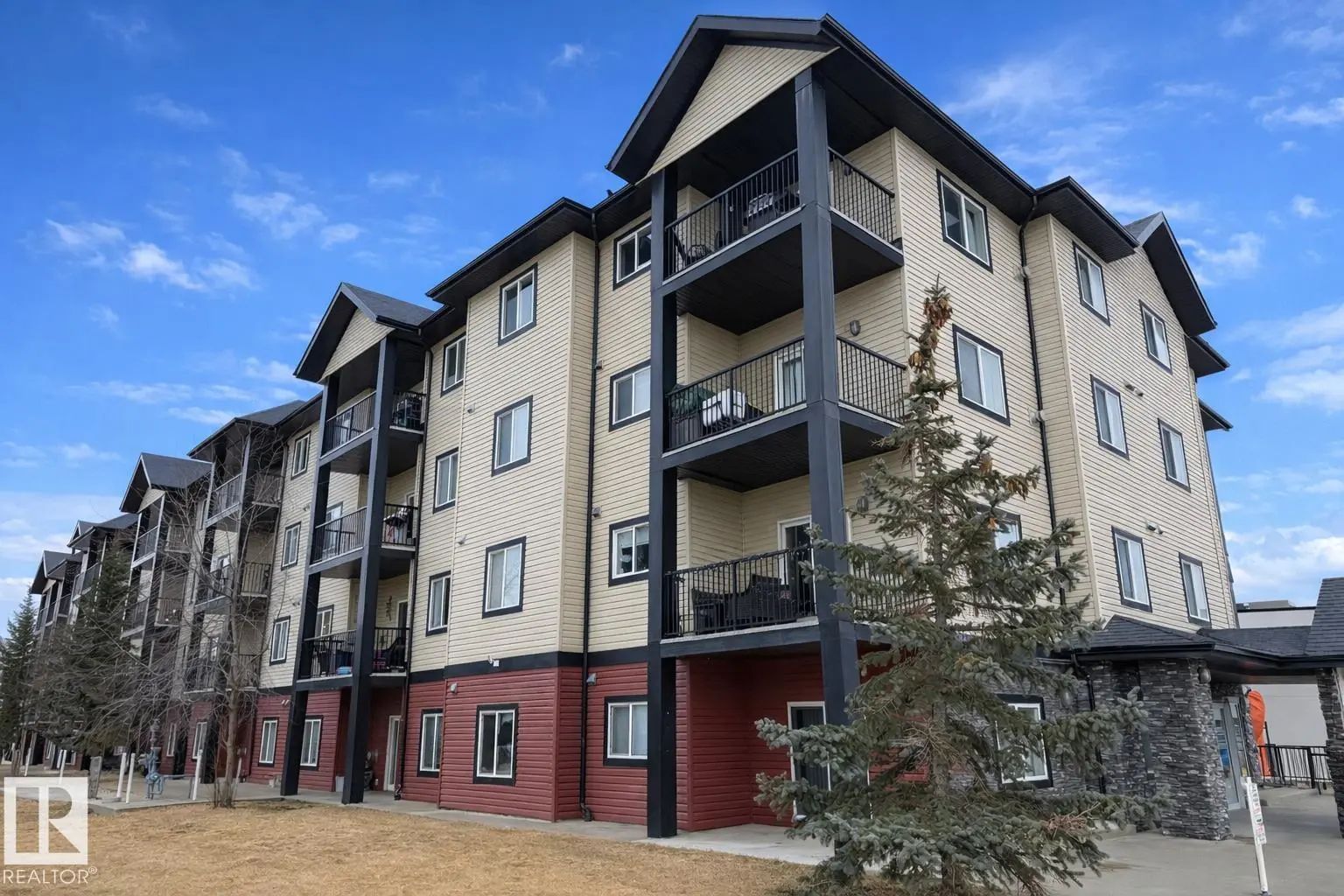Condo / Townhouse Home for Sale in Leduc, AB