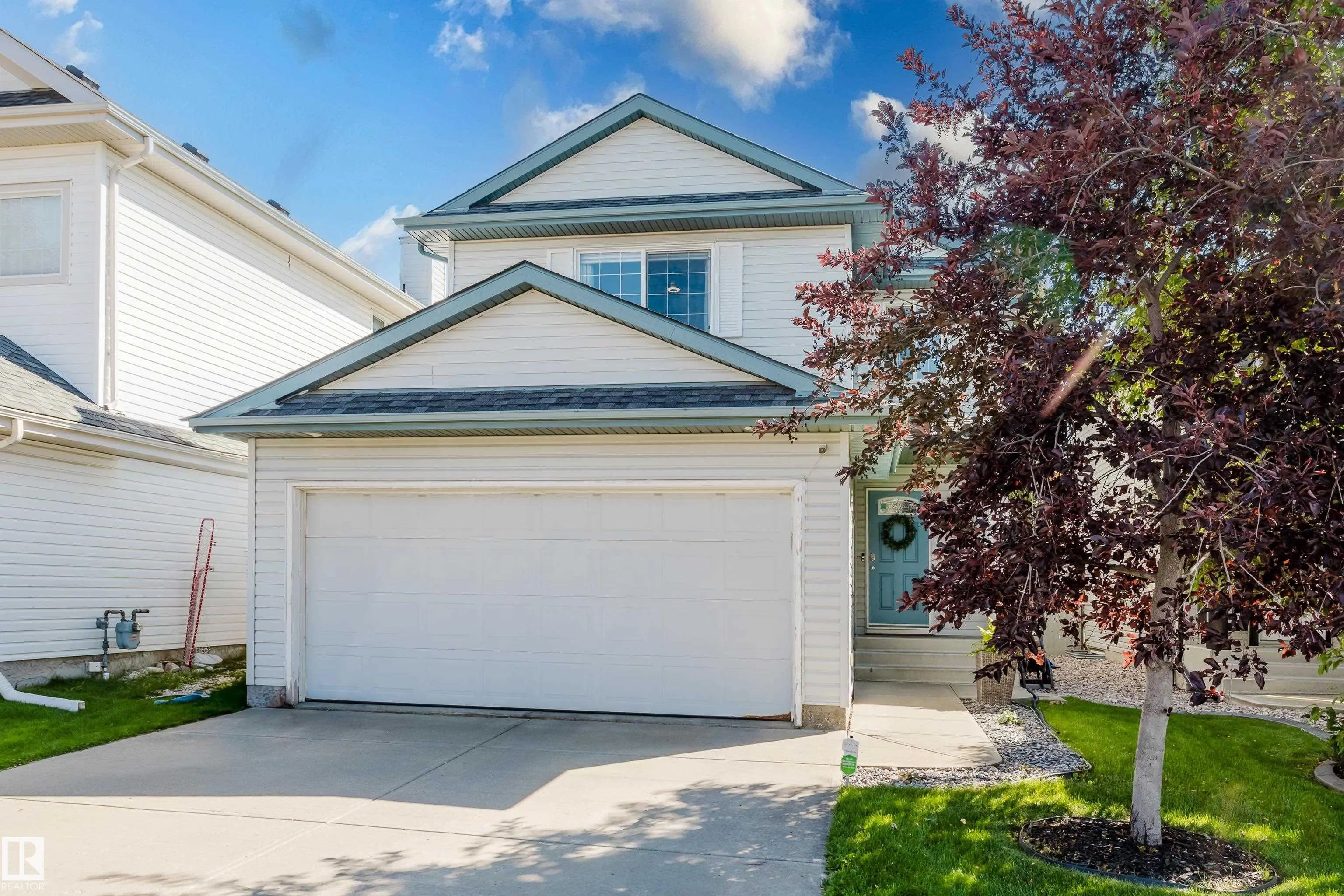 Photo for MLS®# E4505906 - home for sale at 8307 6 Avenue Southwest, Ellerslie, Edmonton AB