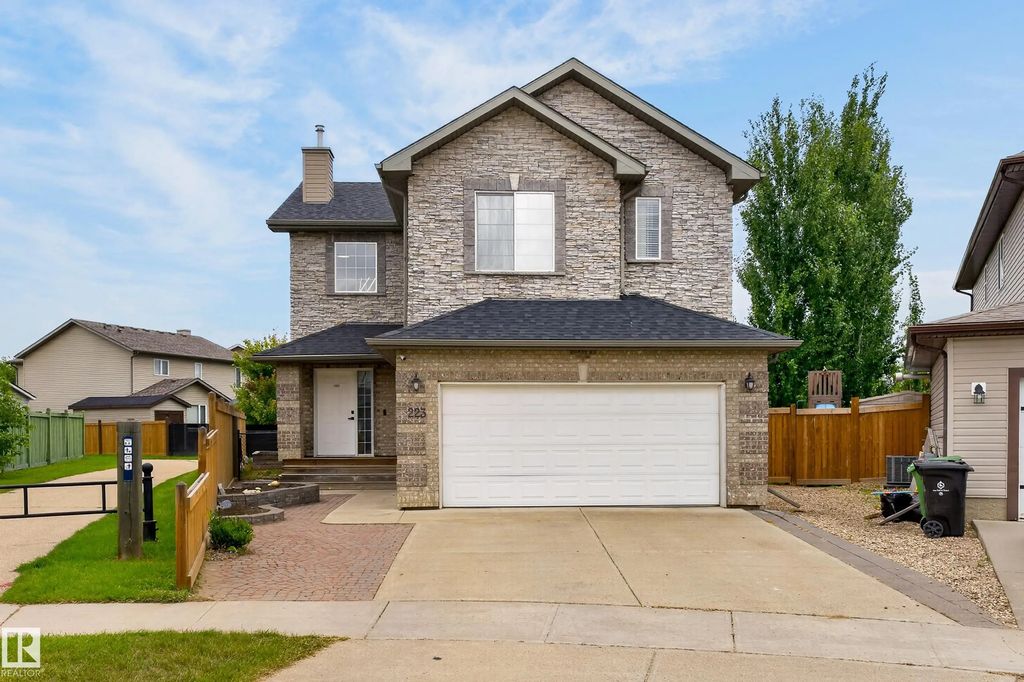 223 Westwood Pointe, Fort Saskatchewan
