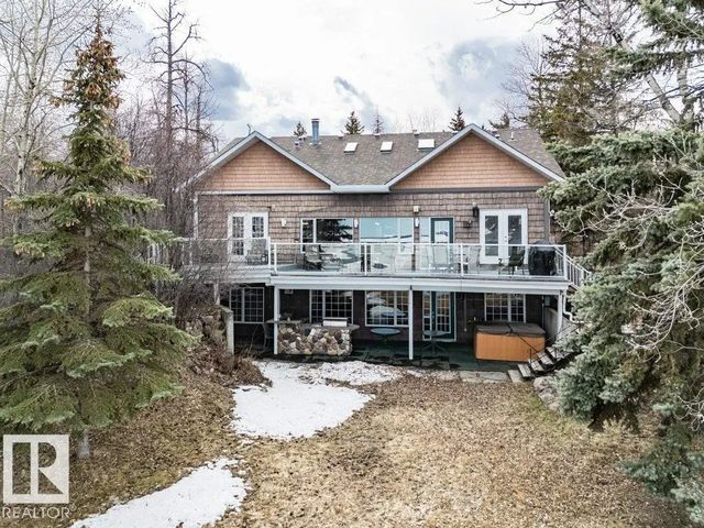 Photo for MLS®# E4483797 - home for sale at 13-52427 Rge Rd 50, Gardeners Cove, Rural Parkland County AB