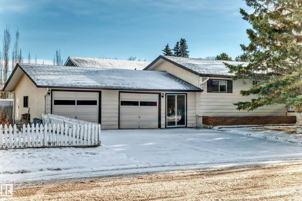 4813 52 Avenue, Stony Plain