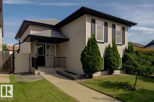 17703 90 Street Nw, Edmonton