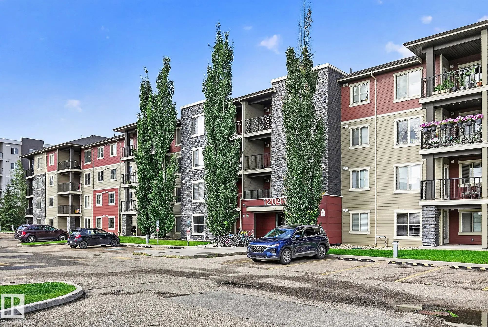 Photo of Listing #E4505046