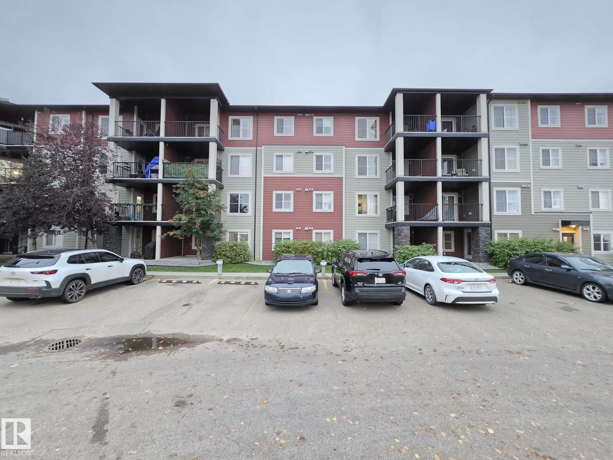 Home for Sale Located at 121 1510 Watt Drive Southwest, Edmonton, AB