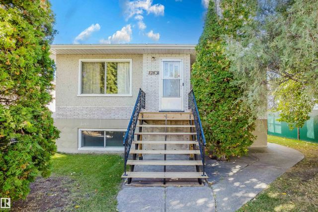 Edmonton Real Estate: Single Family Property for Sale in Calder