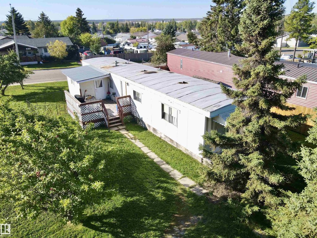 5404 47 Avenue, Drayton Valley