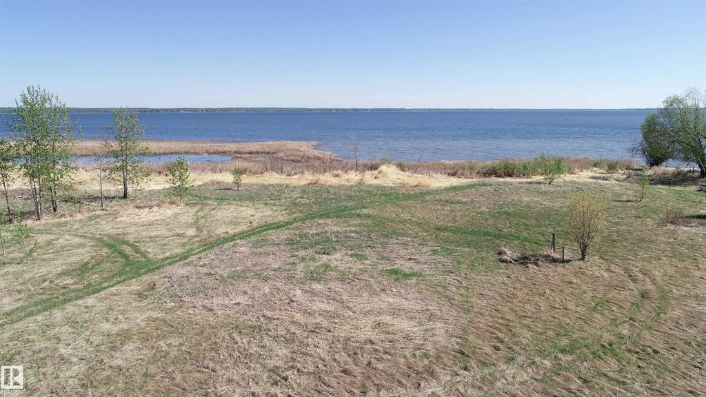 514 54411 Rge Rd 40, Rural Lac Ste. Anne County