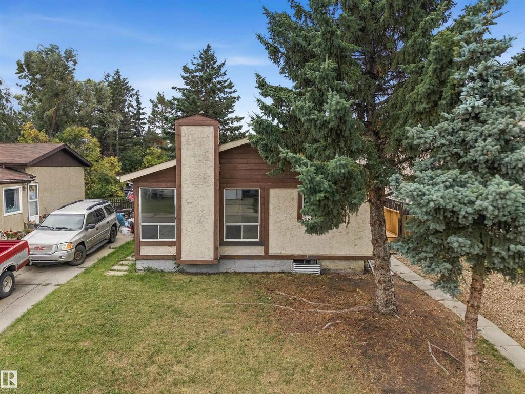 3927 22 Avenue, Edmonton