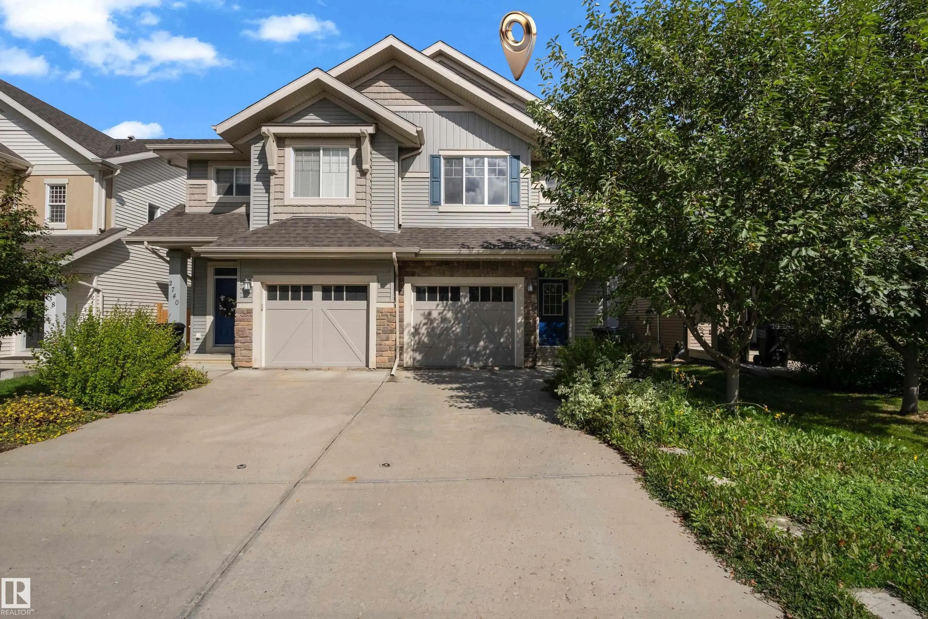 2742 Coughlan Green Green, Edmonton