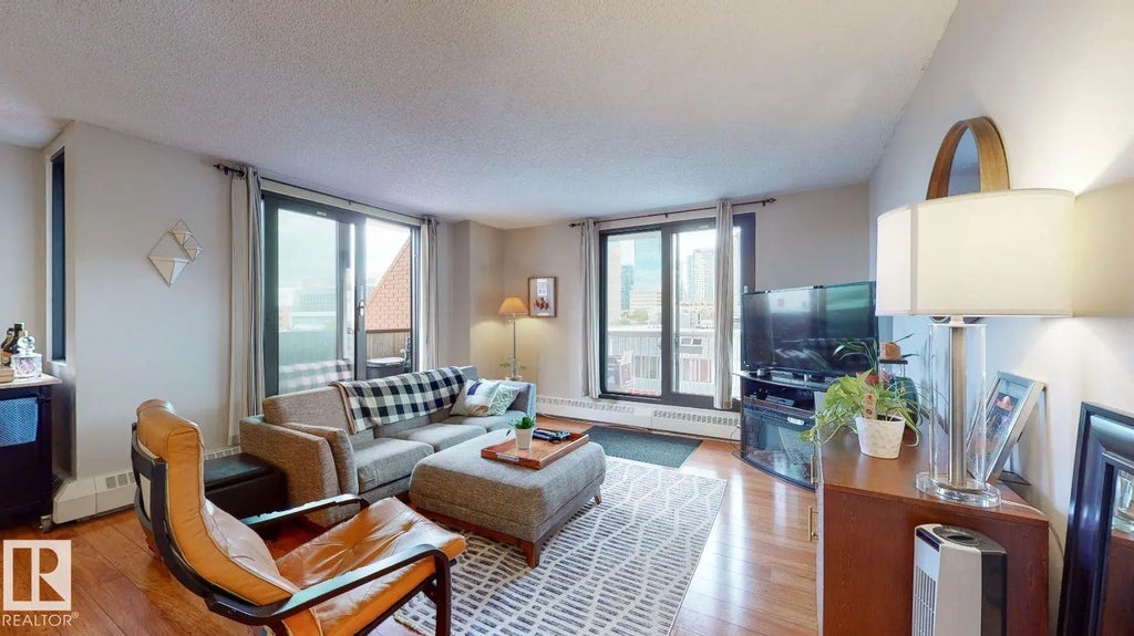 301 10175 109 Street, Edmonton