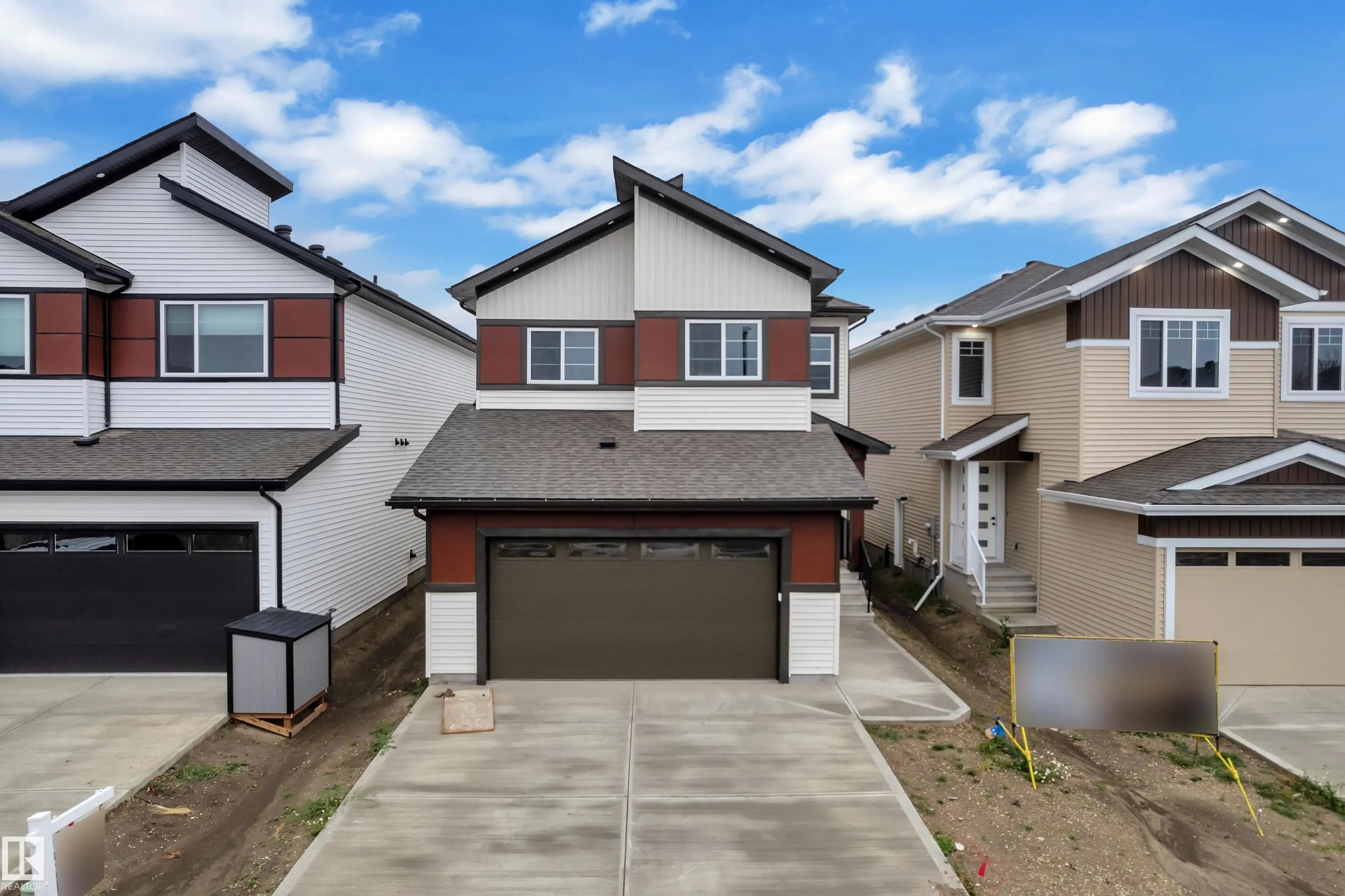 Home for Sale Located at 741 Astoria Way, Devon, AB