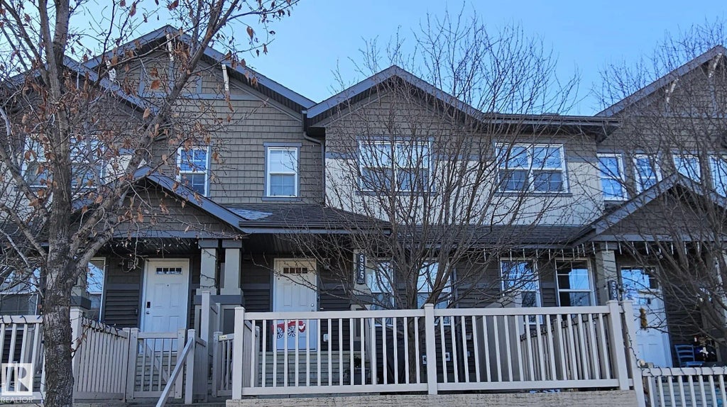 585 Orchards Boulevard, Edmonton