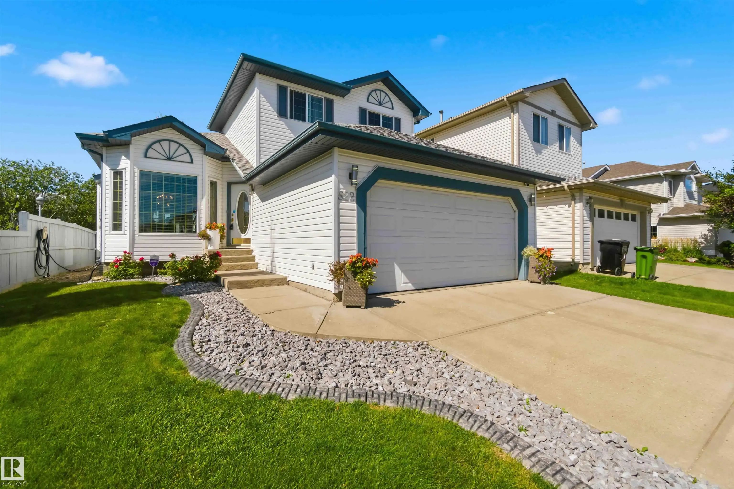 Real Estate Listing in Klarvatten, Edmonton