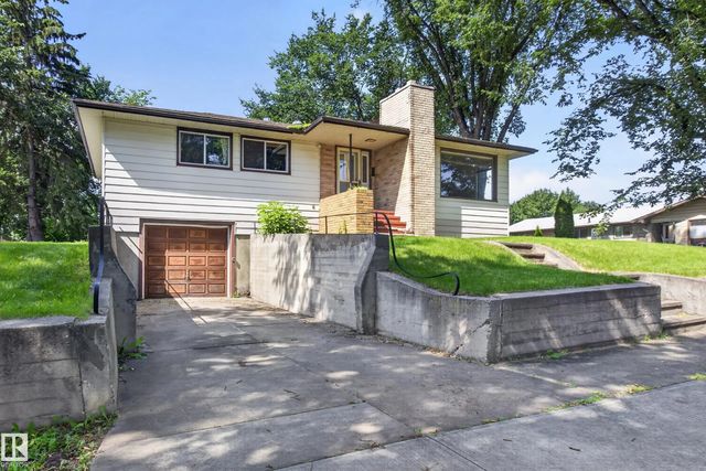 11852 55 Street Nw, Edmonton