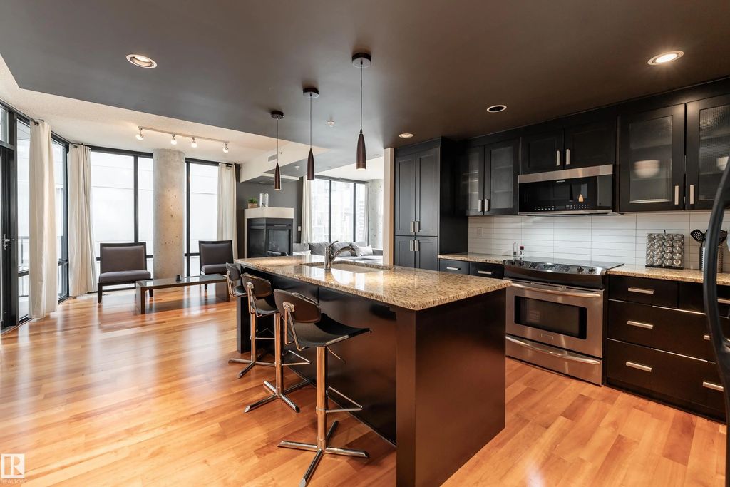602 10028 119 Street Nw, Edmonton