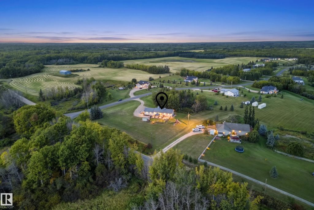 1 20508 Township Road 502, Rural Beaver County