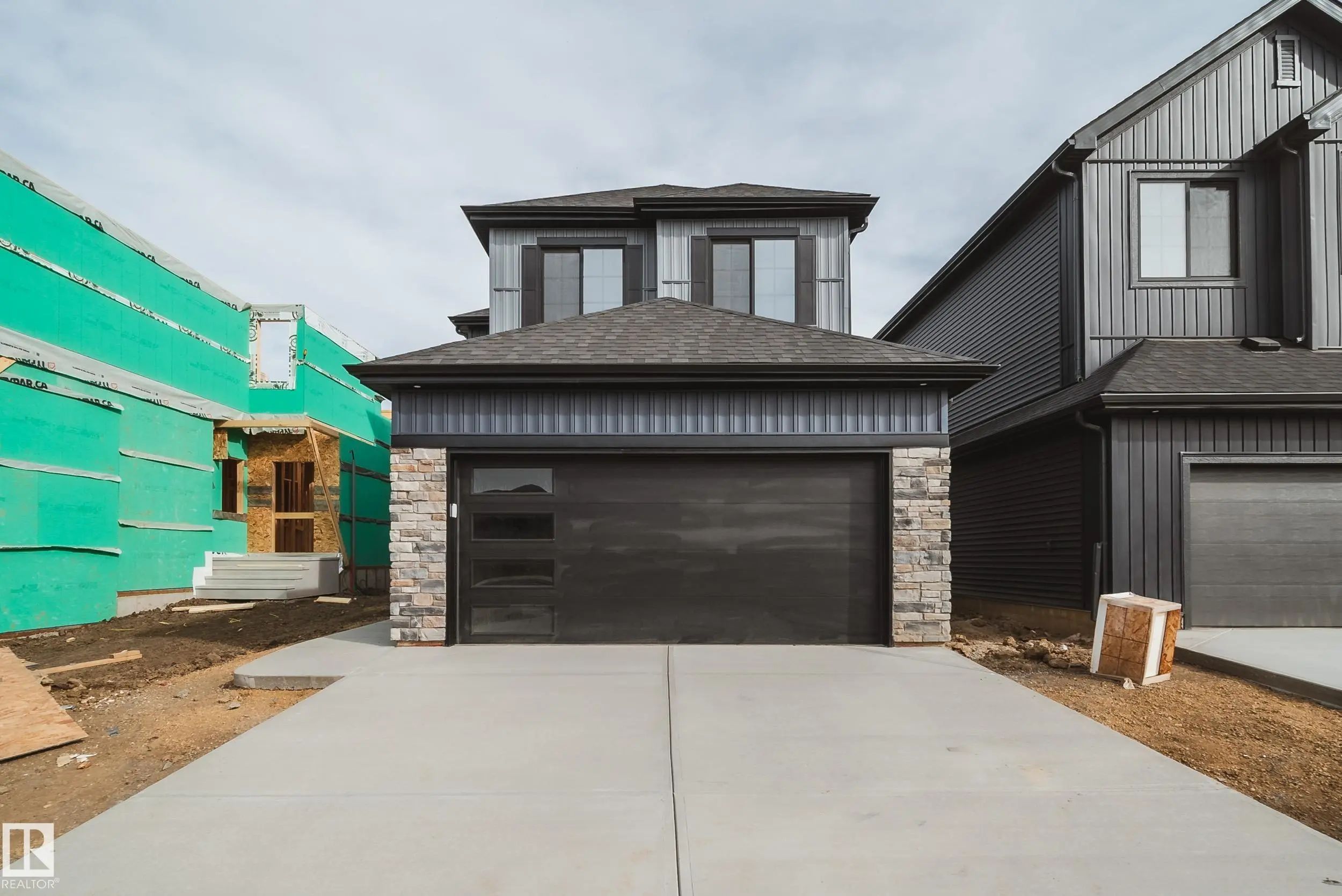 77 Chartres Close, St. Albert