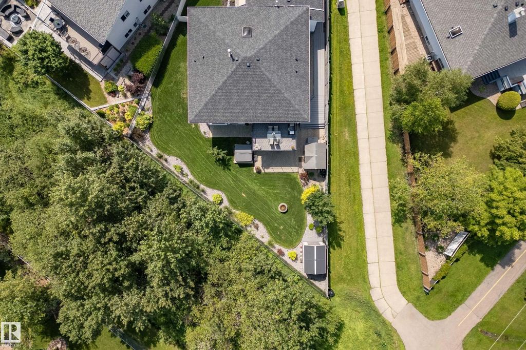 75 Charlton Crescent, Sherwood Park