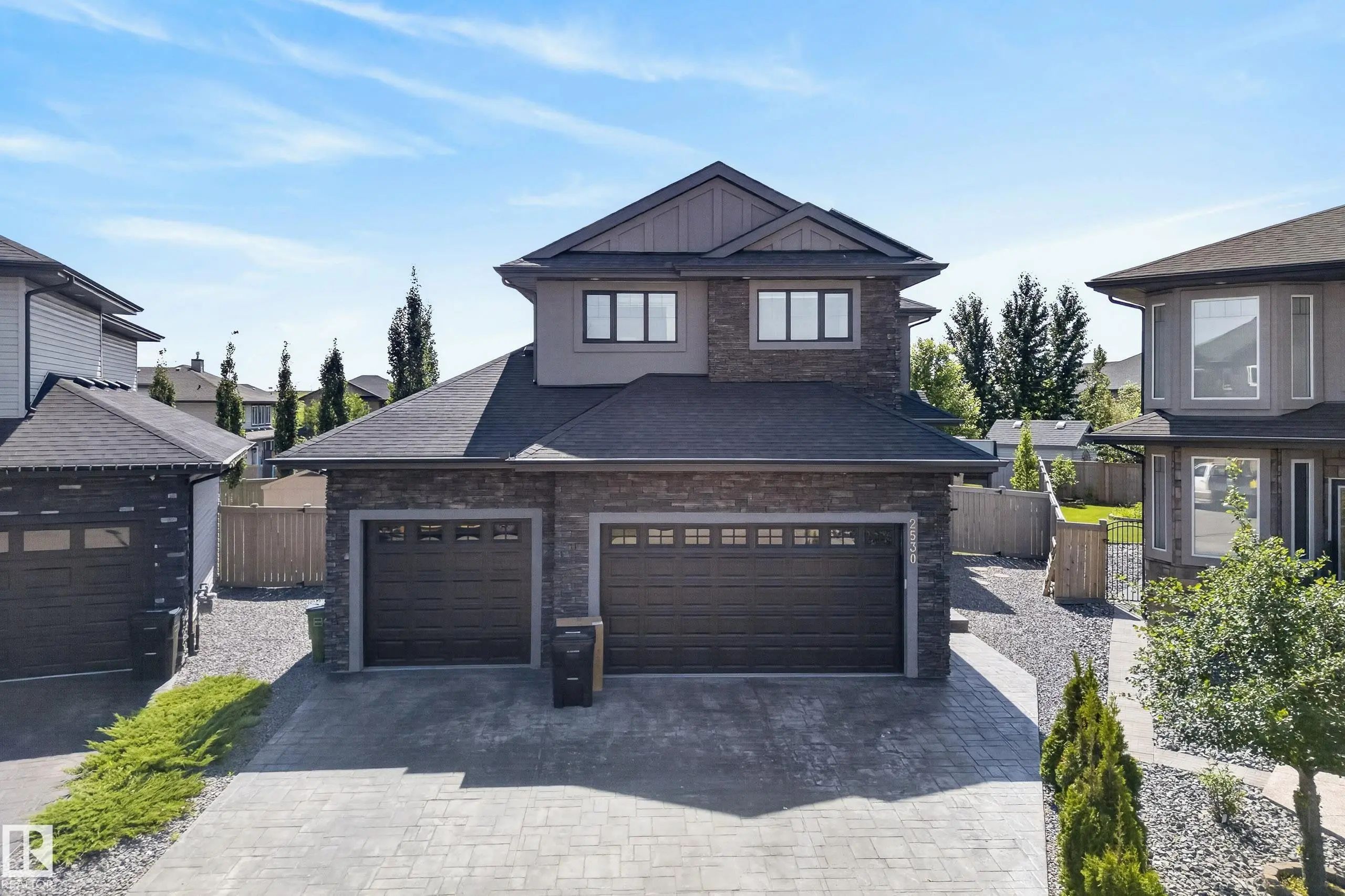 Photo for MLS®# E4507525 - home for sale at 2530 Amerongen Crescent Southwest, Allard, Edmonton AB