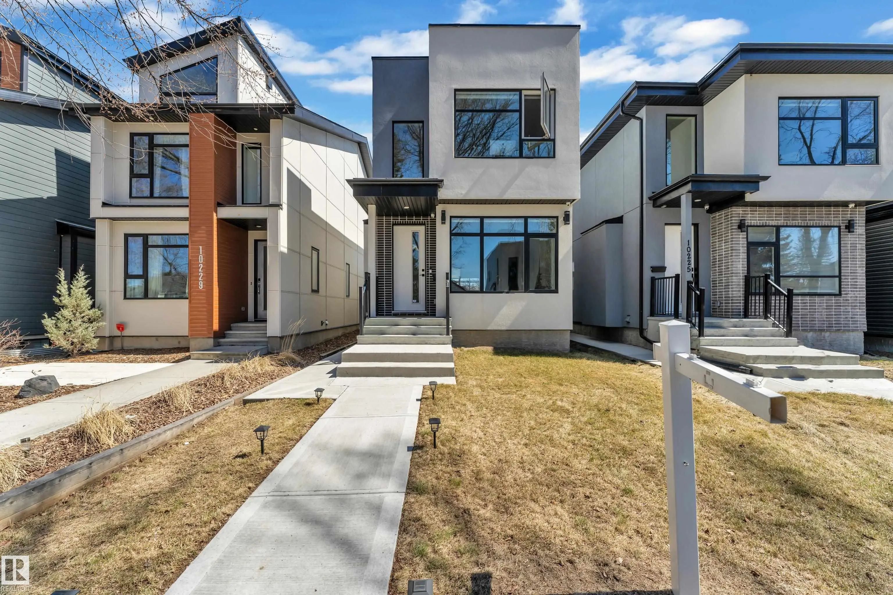 Single Family Property for Sale at 10227 146 Street Northwest, Edmonton: MLS®# E4502740