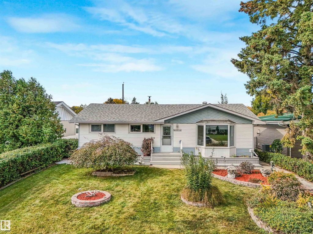 8016 161 Street, Edmonton