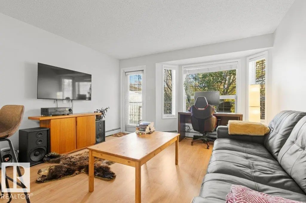 201 2 Alpine Boulevard, St. Albert