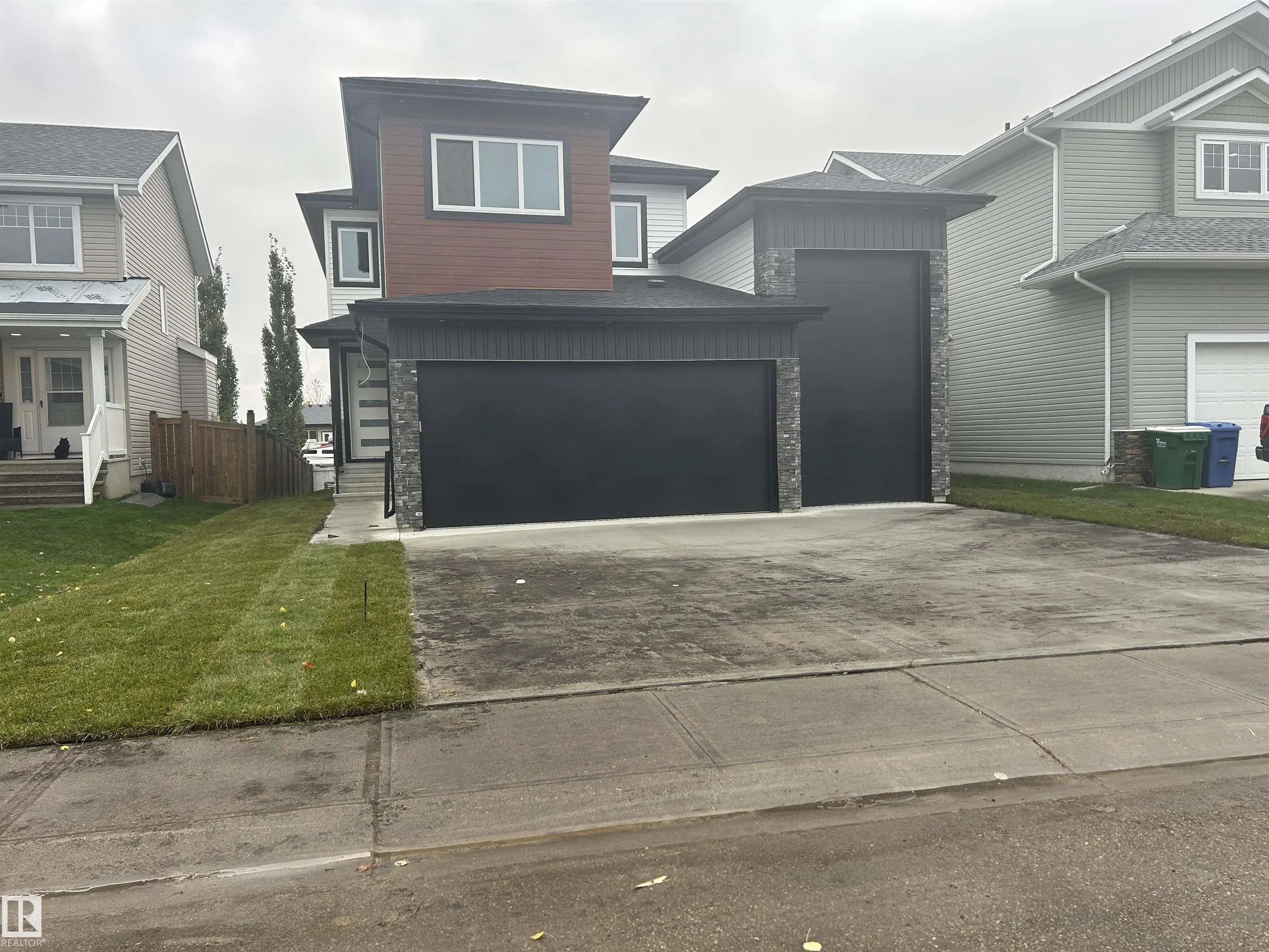 Photo of Listing #E4508411