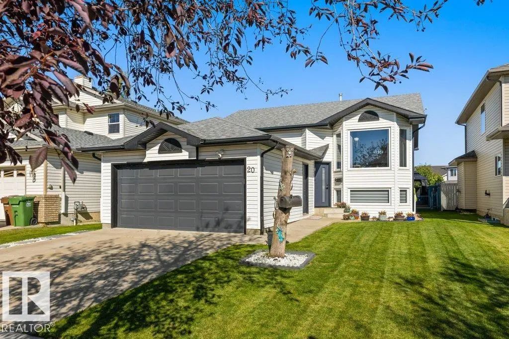 20 Holly Place, St. Albert